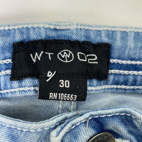 WT02 Bermuda distressed shorts SZ 30 - Picture 2 of 8